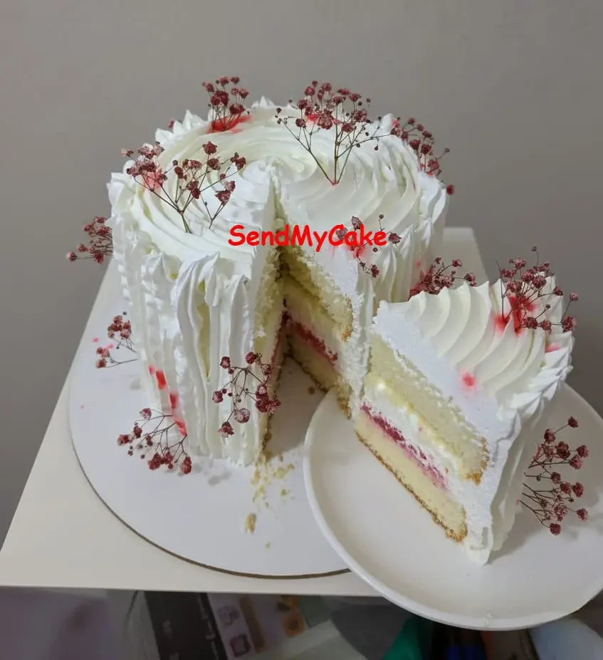 White Cream Floral Cake with Dried Flowers (Eggless) - Image 2
