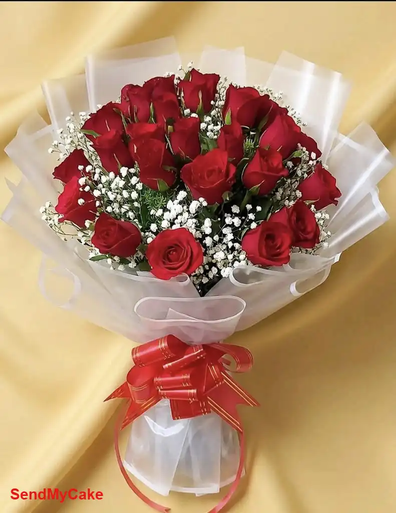 Royal 20 Red Roses Exotic Black Bouquet - Image 2