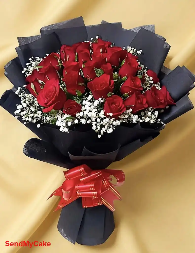 Royal 20 Red Roses Exotic Black Bouquet