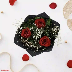 Classic 3 Red Roses Mini Elegant Bouquet